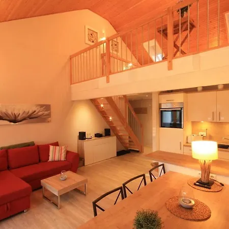 Unsere - Loft-maisonette Mit Balkon Apartment *
